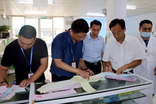 戚征伦局长深入一线调研，推动商丘市食品药品经营许可验收工作提质增效